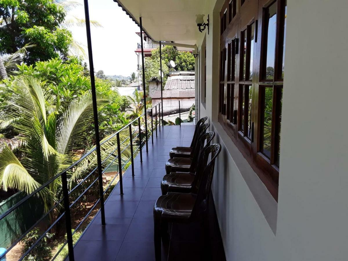 La Sachara Bed and Breakfast Κάντι Εξωτερικό φωτογραφία