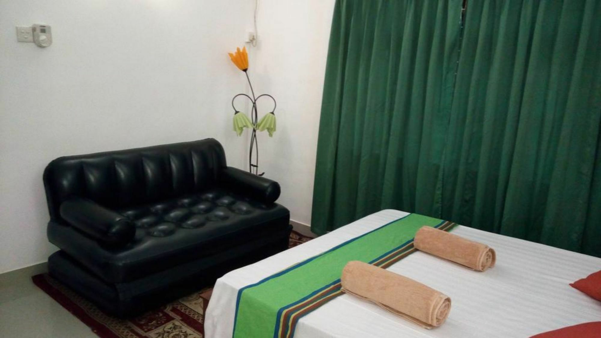 La Sachara Bed and Breakfast Κάντι Εξωτερικό φωτογραφία